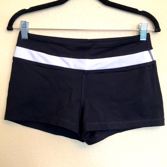 Athletic shorts - Picture 4 of 5